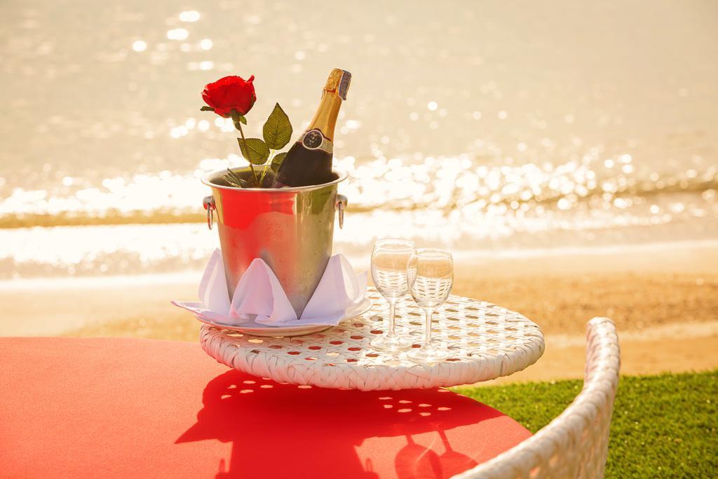 קופנגן Buri Beach Resort מראה חיצוני תמונה