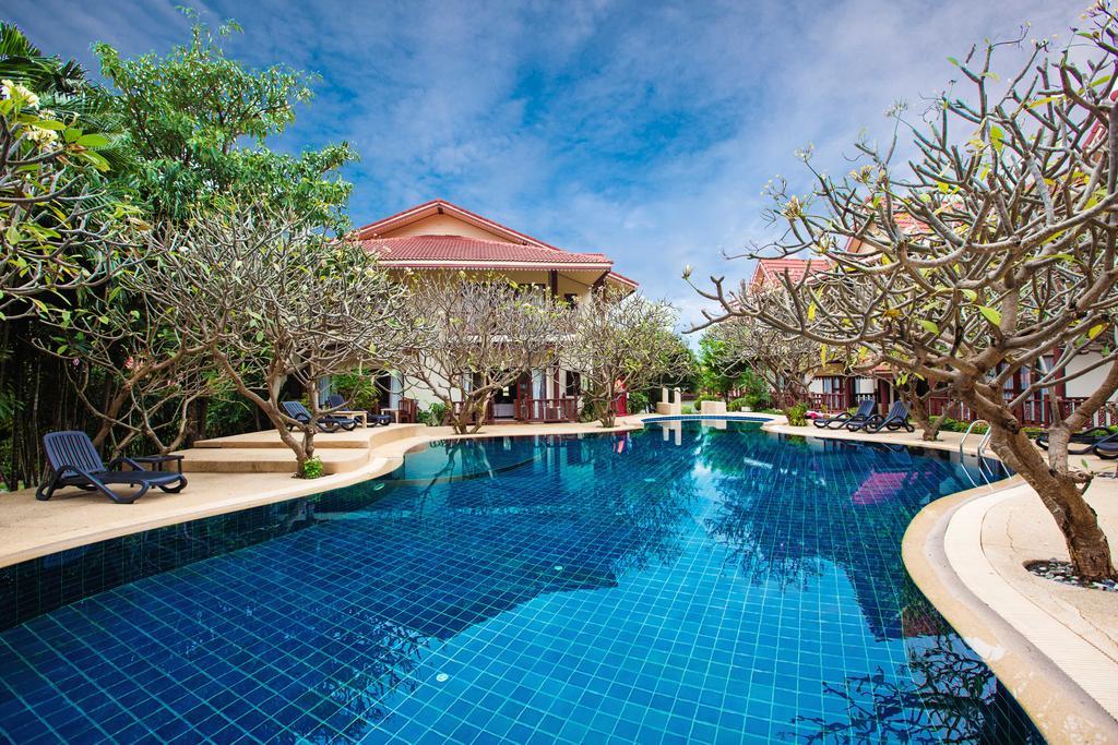 קופנגן Buri Beach Resort מראה חיצוני תמונה